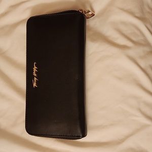 Tommy Hilfiger Wallet